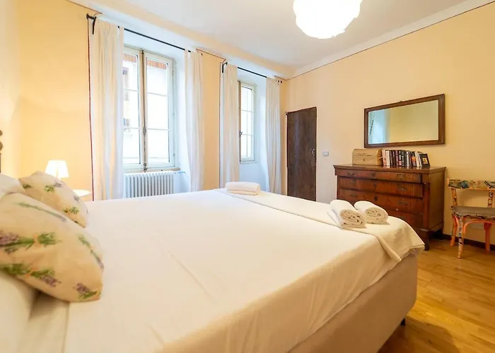 Appartamento Vintage In The Hamlet With View Torno