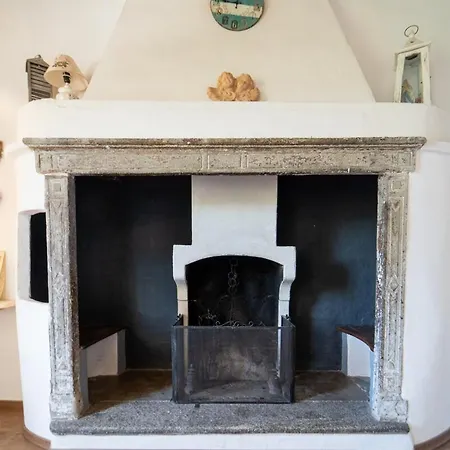 Vintage In The Hamlet With View * Torno