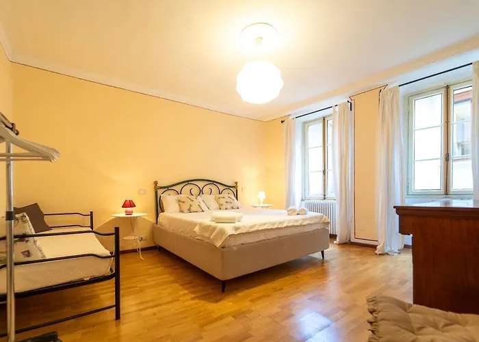 Vintage In The Hamlet With View Apartment *