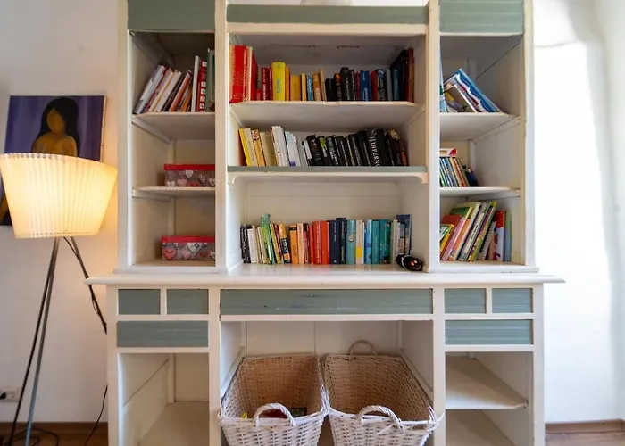 Vintage In The Hamlet With View