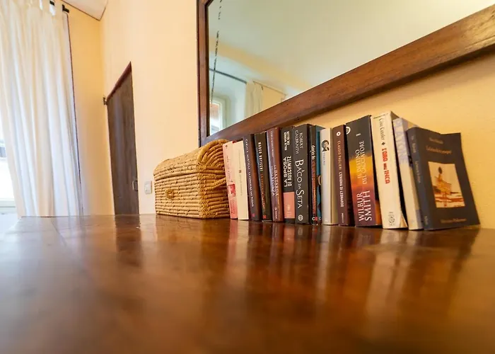 Vintage In The Hamlet With View Apartment Torno