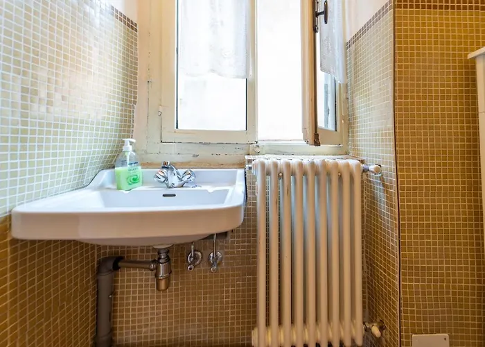 Vintage In The Hamlet With View *