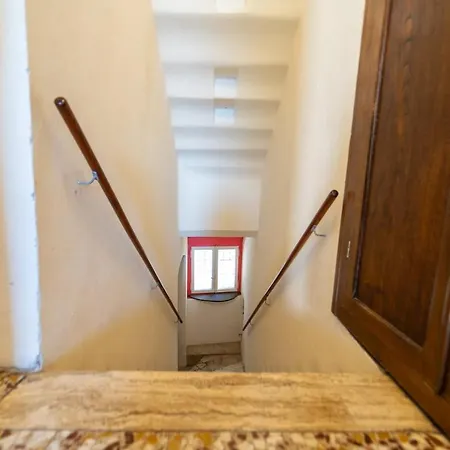 Vintage In The Hamlet With View Apartamento