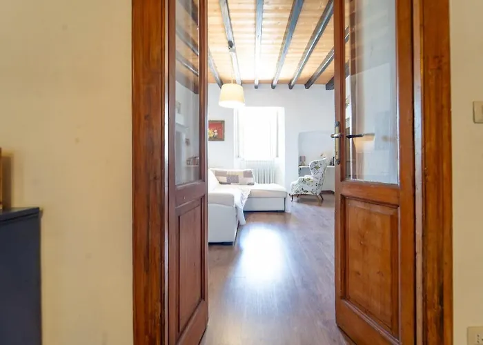 Apartment Vintage In The Hamlet With View